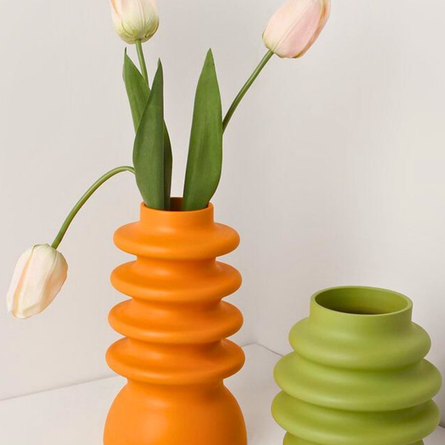 Tiered Ridge Vase