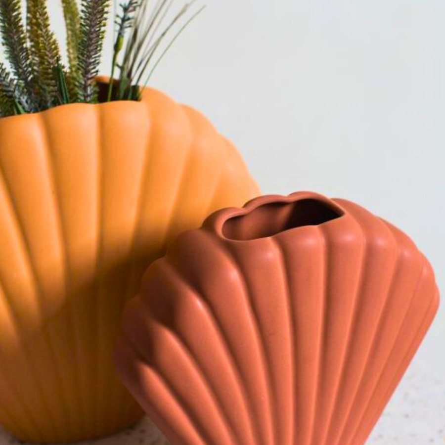 Fluted Shell Vase
