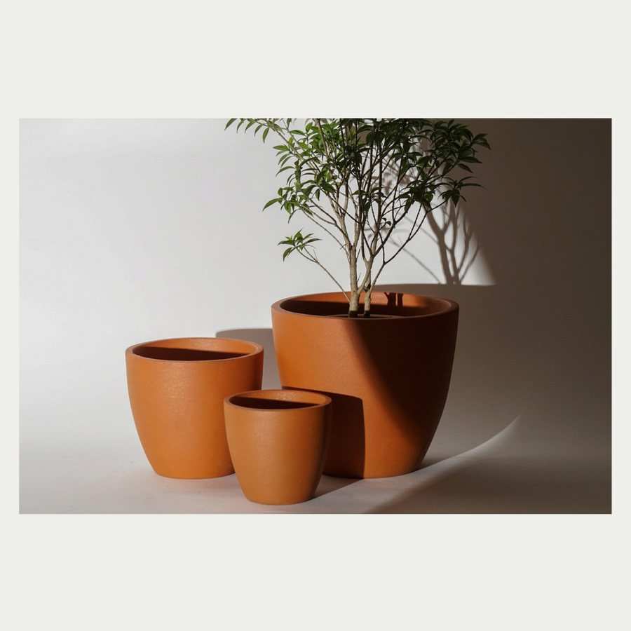 Tapered Rim Planter