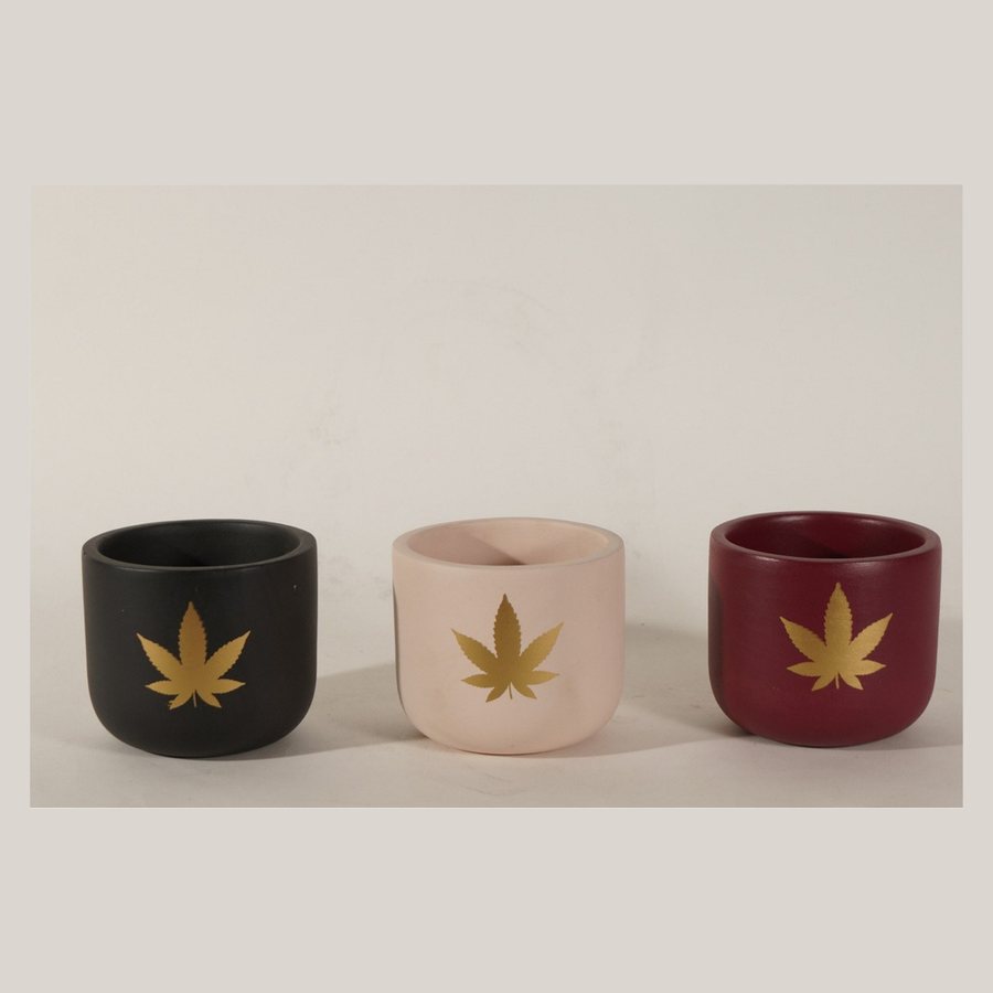Leaf Motif Cachepot